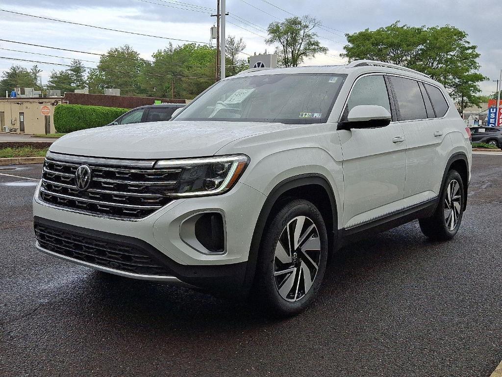 new 2025 Volkswagen Atlas car, priced at $52,065