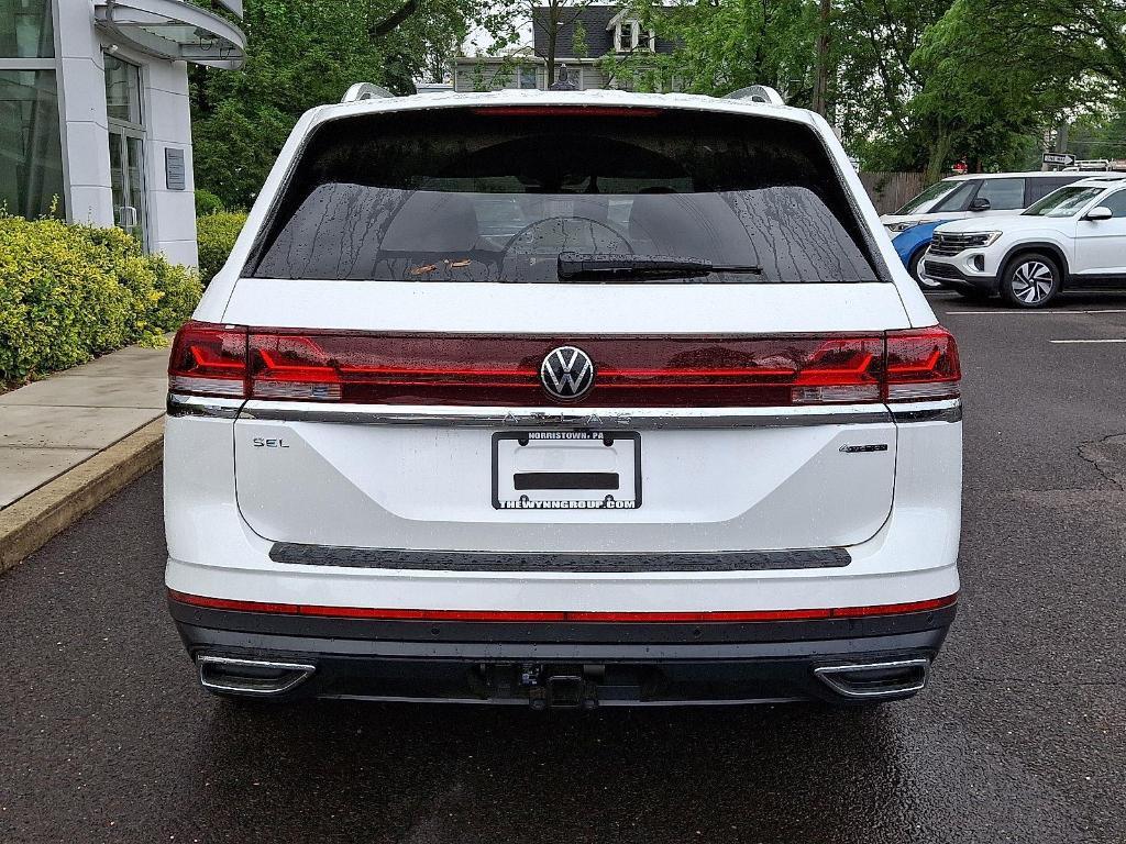 new 2025 Volkswagen Atlas car, priced at $52,065