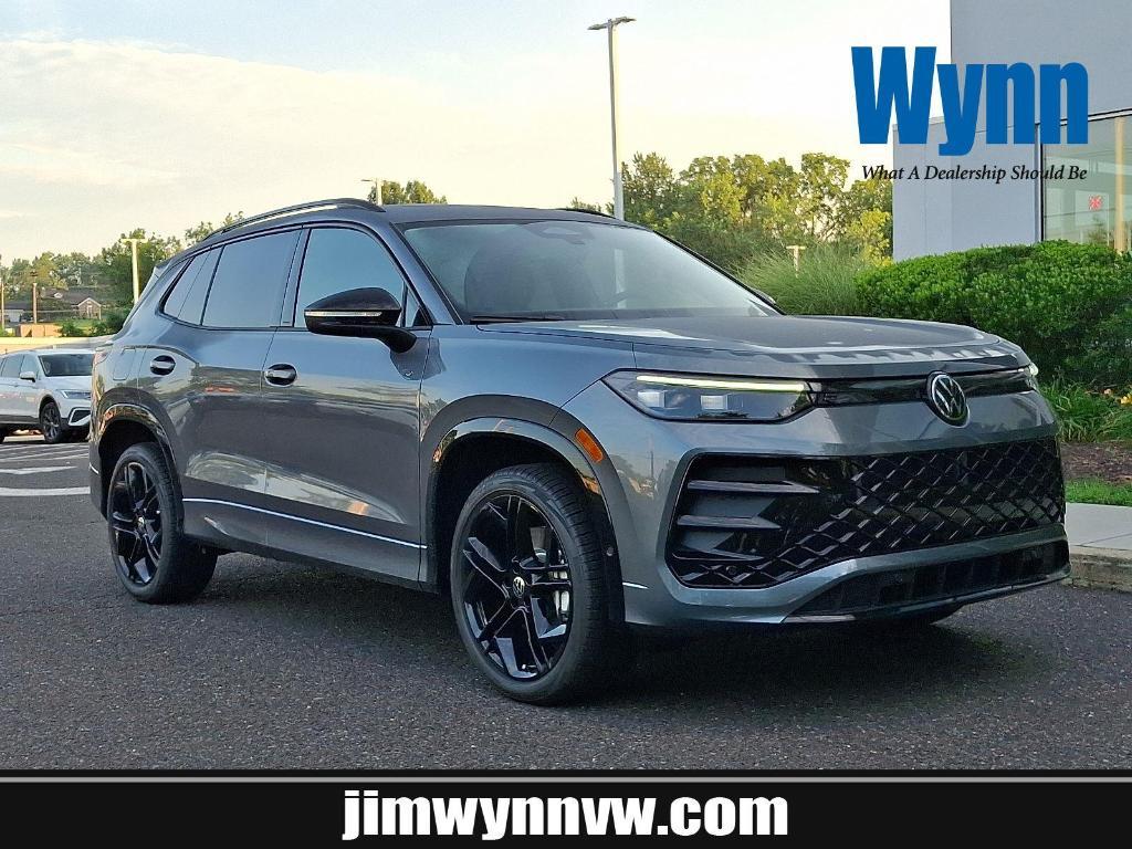 new 2025 Volkswagen Tiguan car, priced at $39,376