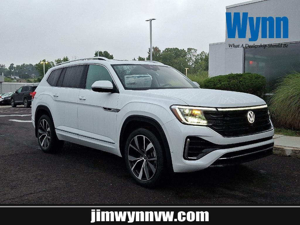 new 2026 Volkswagen Atlas car, priced at $55,774