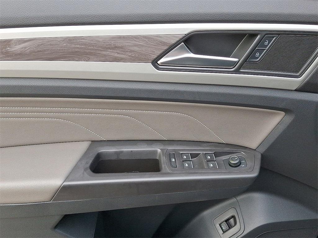 used 2022 Volkswagen Atlas Cross Sport car, priced at $27,990