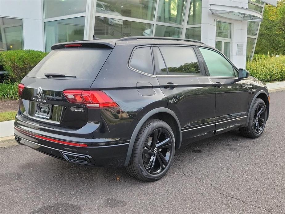 new 2024 Volkswagen Tiguan car, priced at $35,147