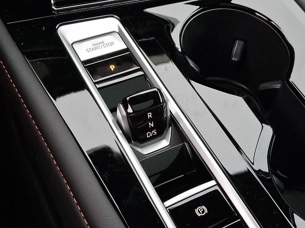 new 2025 Volkswagen Atlas car, priced at $49,825