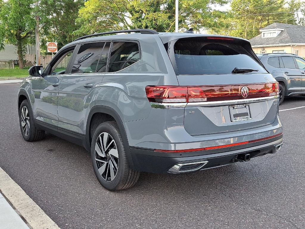 new 2025 Volkswagen Atlas car, priced at $45,925