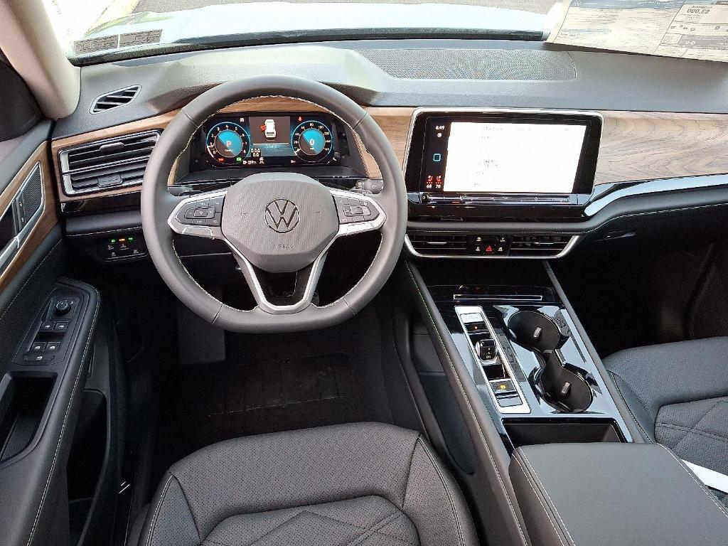 new 2025 Volkswagen Atlas car, priced at $45,925