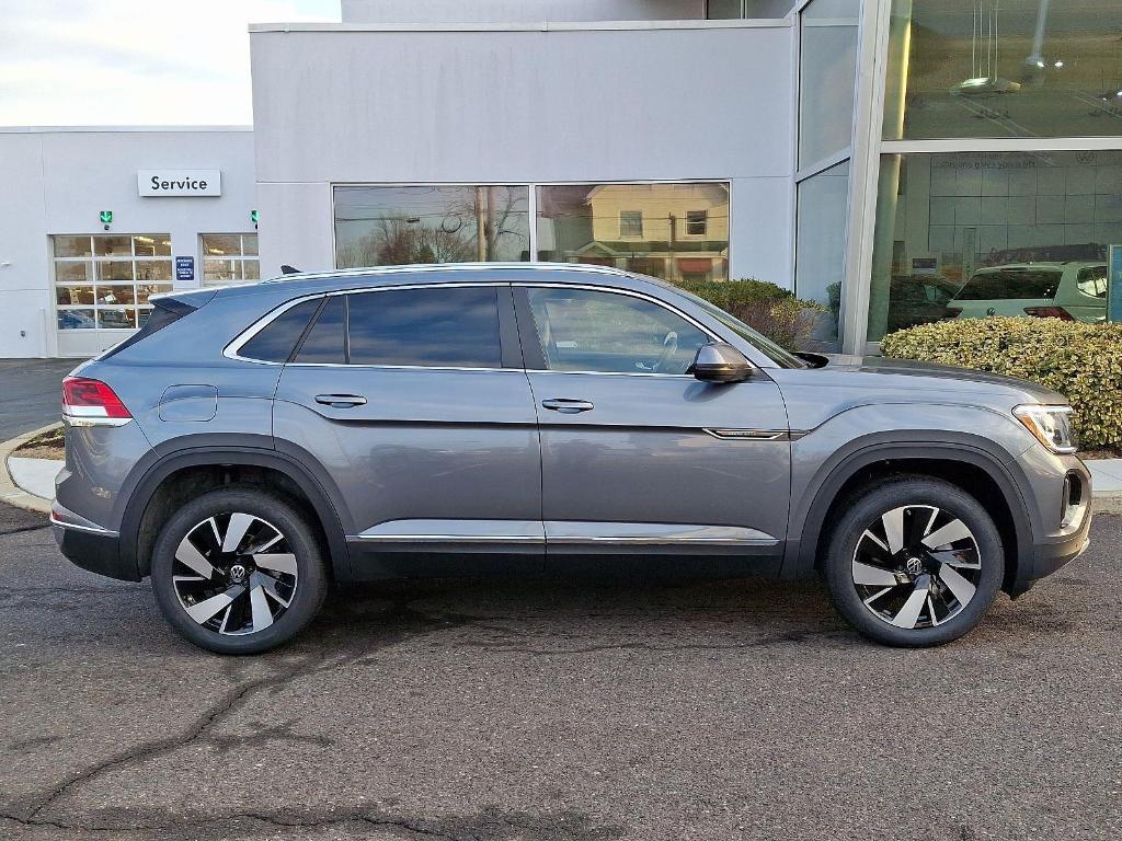 new 2025 Volkswagen Atlas Cross Sport car, priced at $49,990