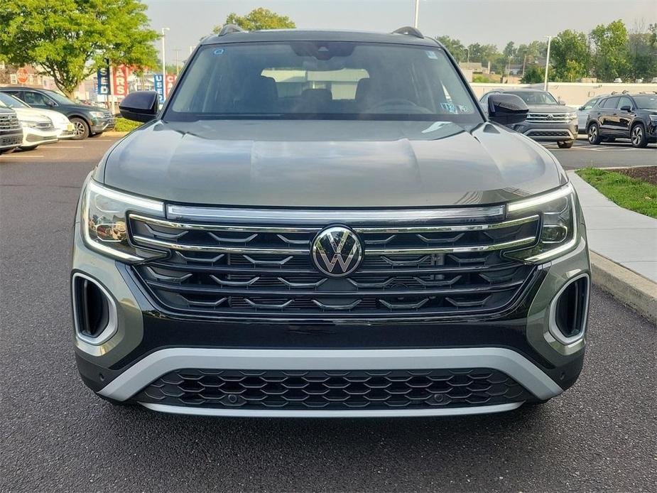 new 2024 Volkswagen Atlas car, priced at $47,714