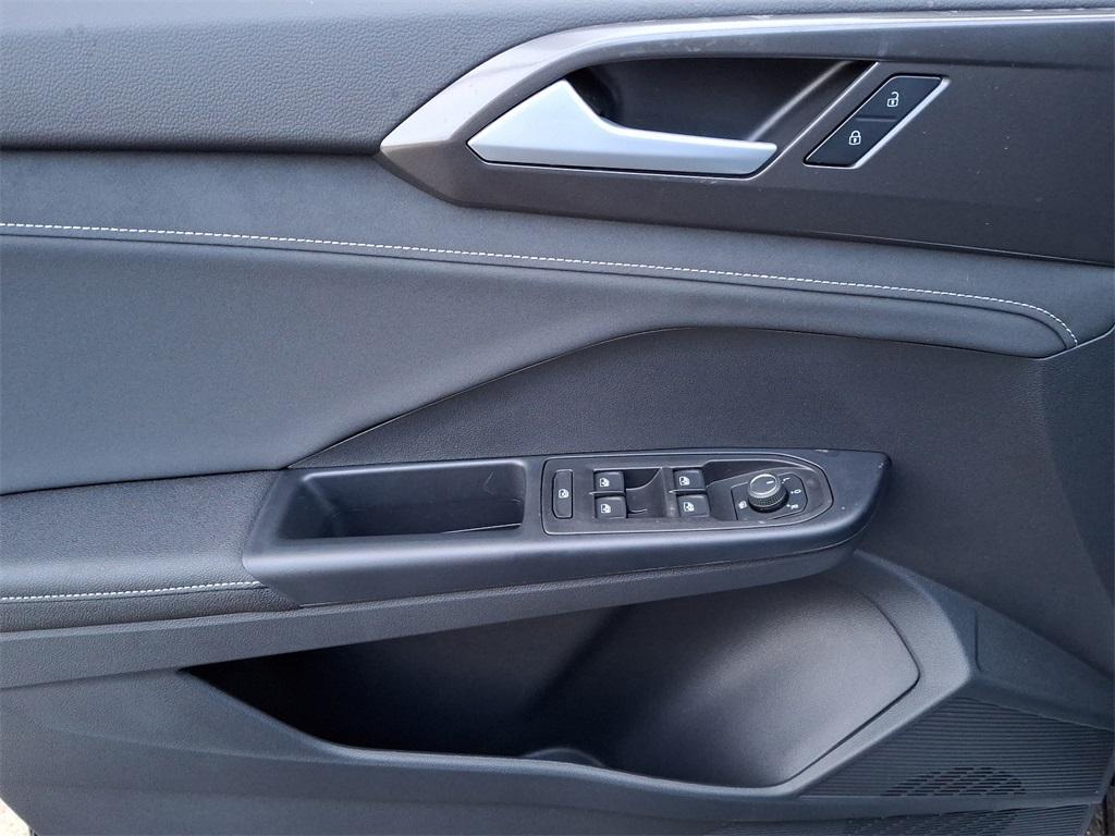 new 2025 Volkswagen Taos car, priced at $31,735