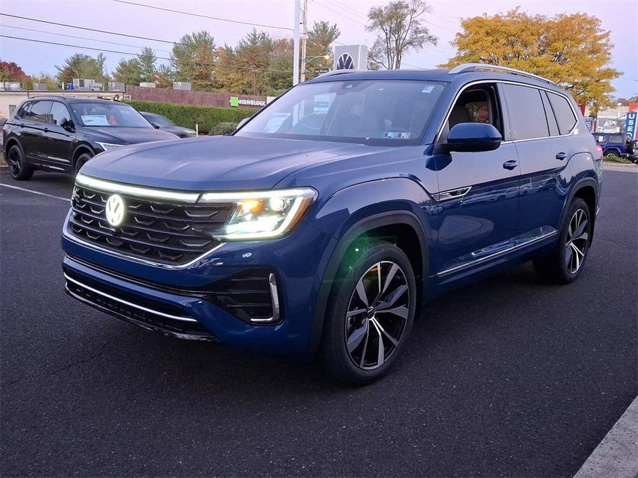 new 2025 Volkswagen Atlas car, priced at $53,045