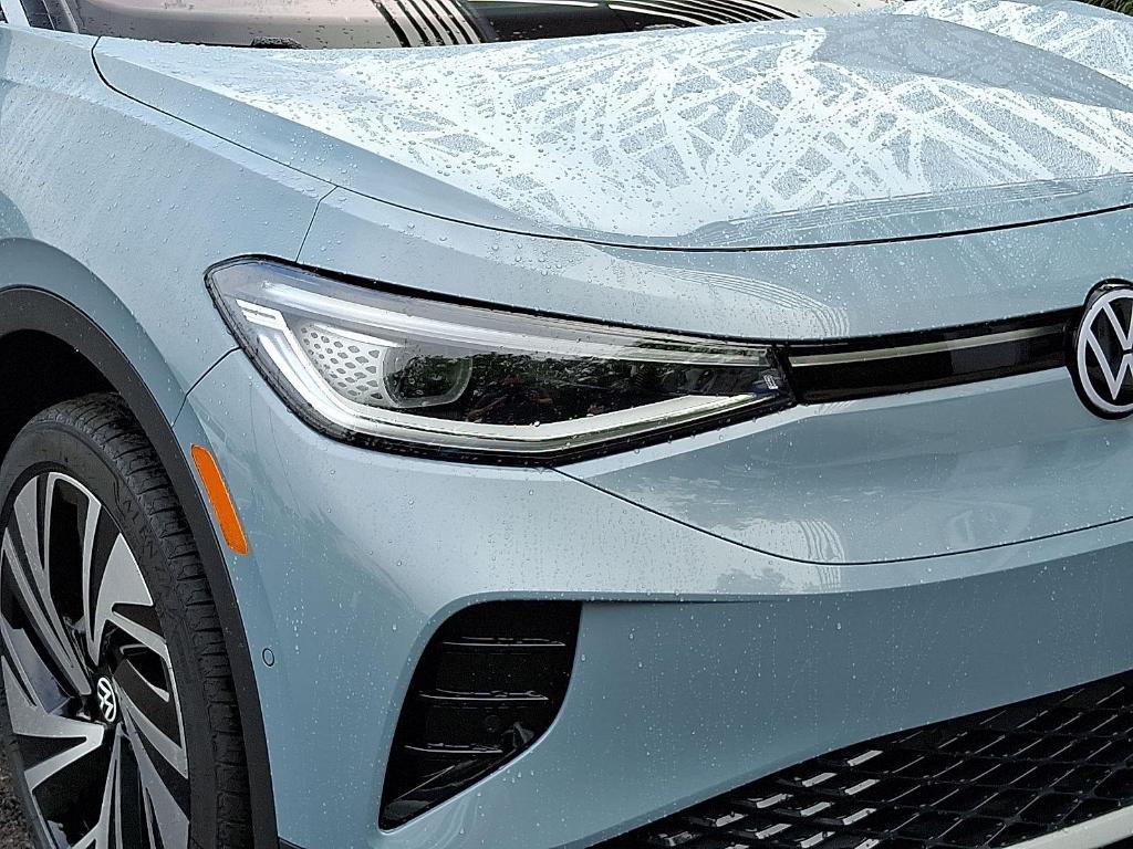 new 2025 Volkswagen ID.4 car, priced at $52,609