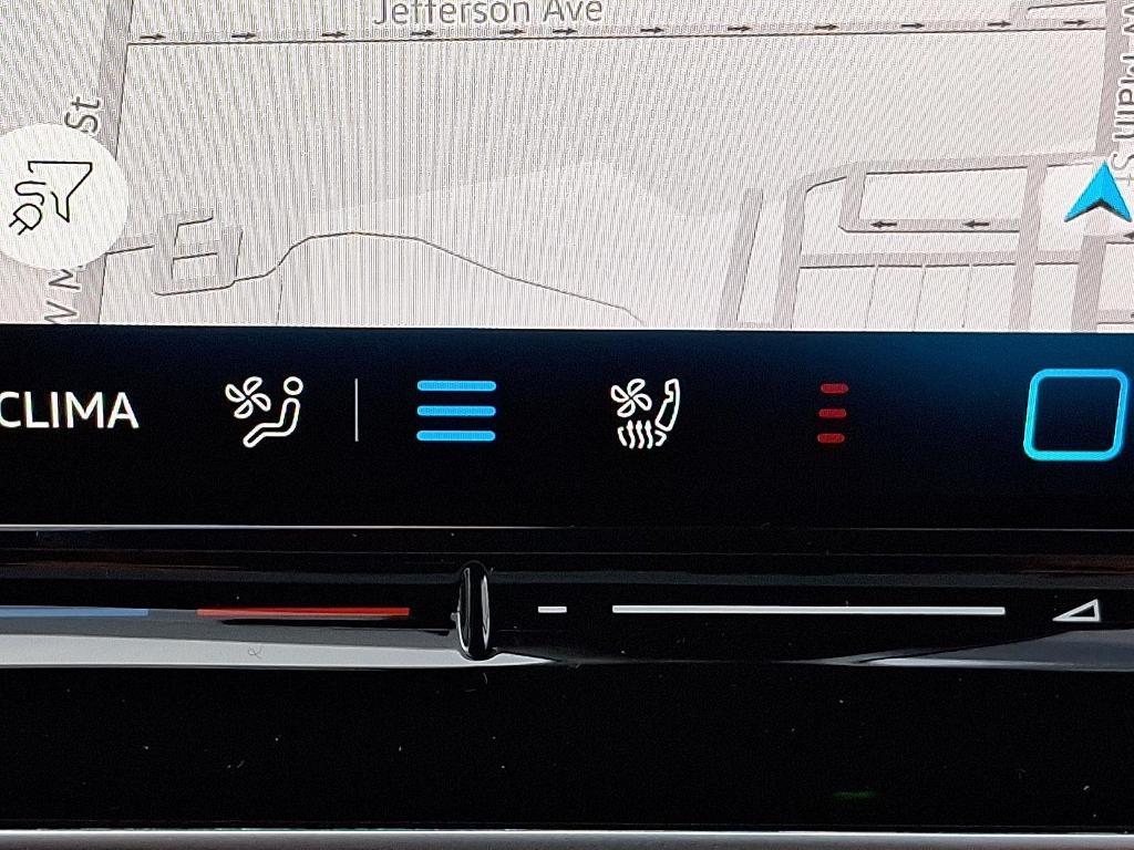new 2025 Volkswagen ID.4 car, priced at $52,609