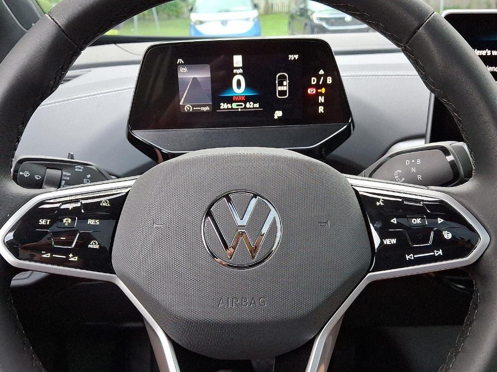 new 2025 Volkswagen ID.4 car, priced at $52,609