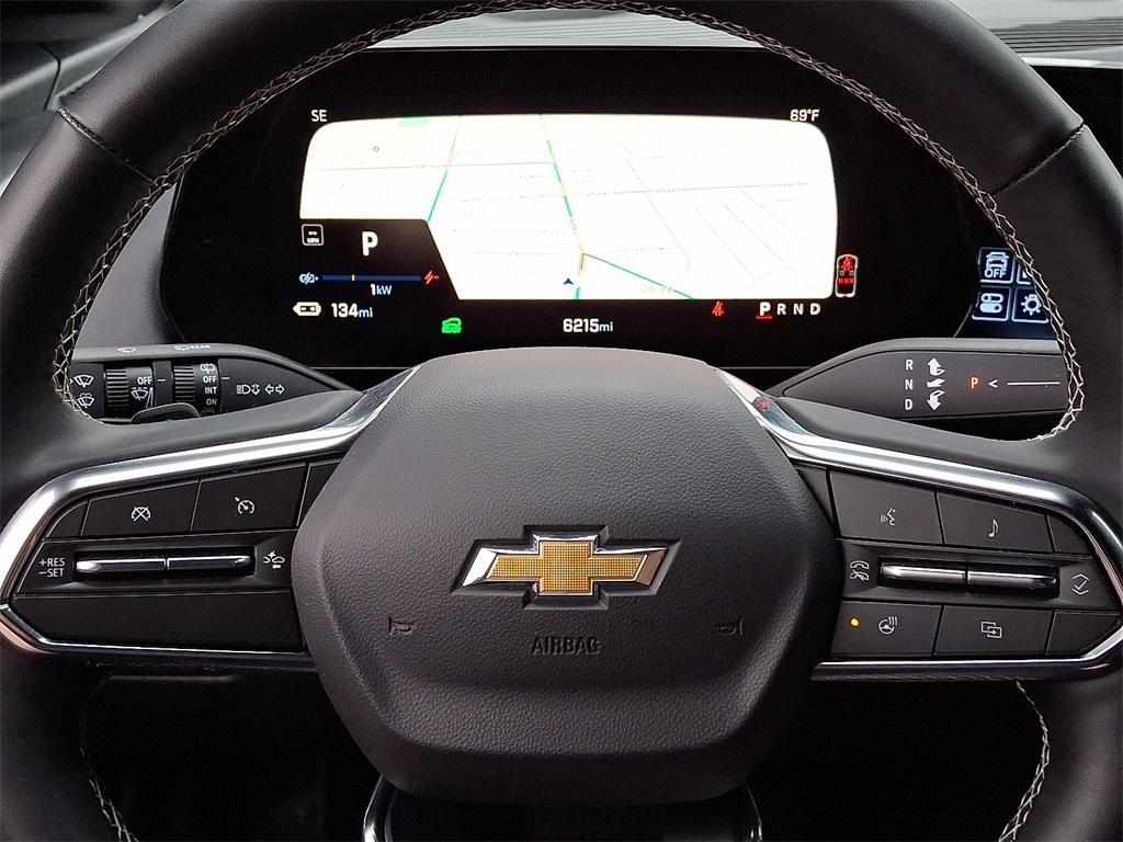 used 2025 Chevrolet Equinox EV car, priced at $29,390