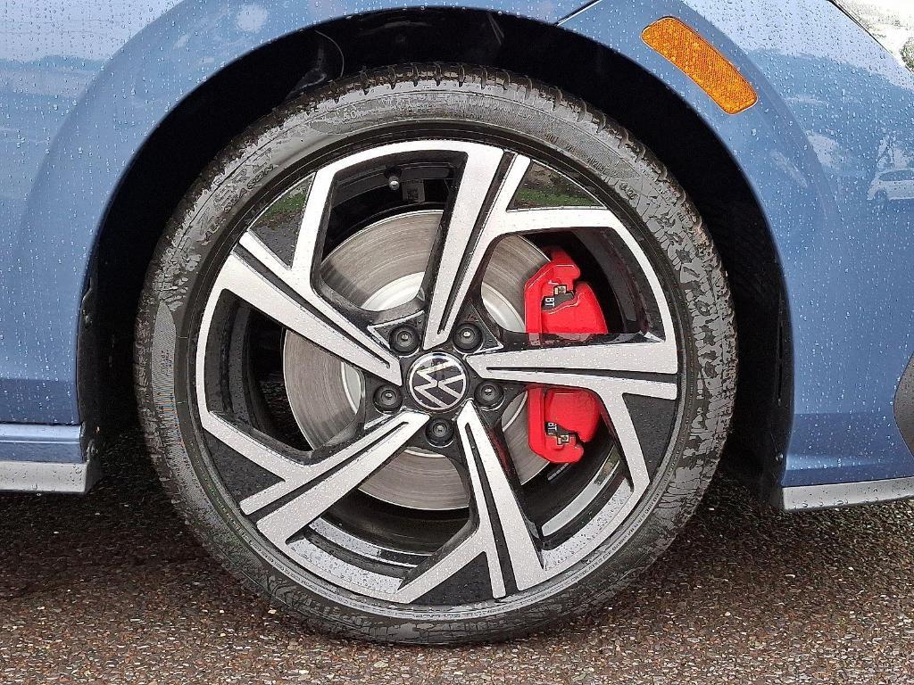 new 2025 Volkswagen Golf GTI car, priced at $39,455