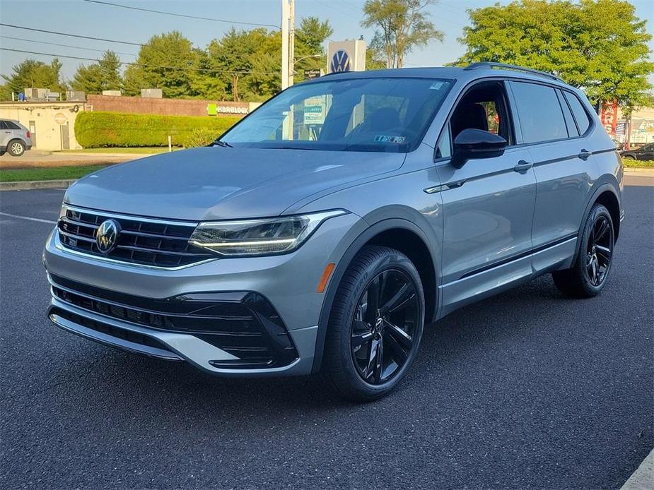 new 2024 Volkswagen Tiguan car, priced at $35,334