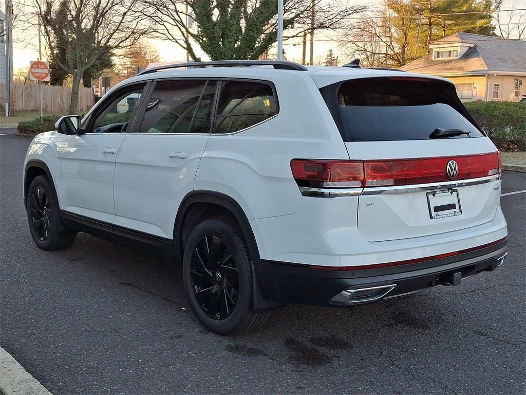 new 2025 Volkswagen Atlas car, priced at $49,777