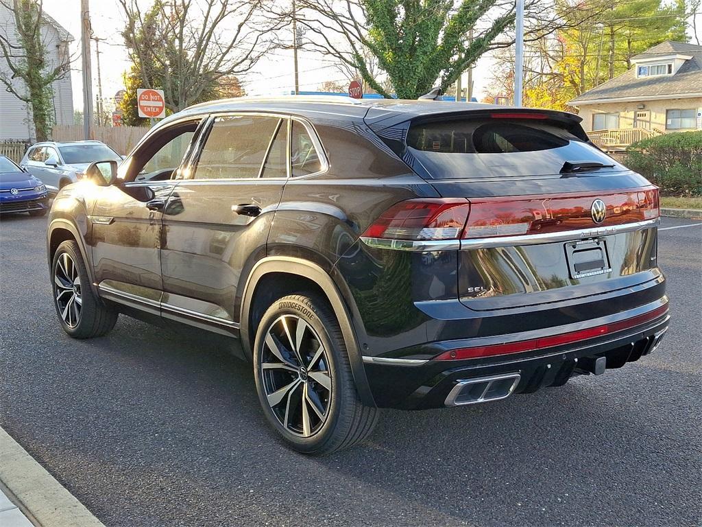 new 2025 Volkswagen Atlas Cross Sport car, priced at $51,714