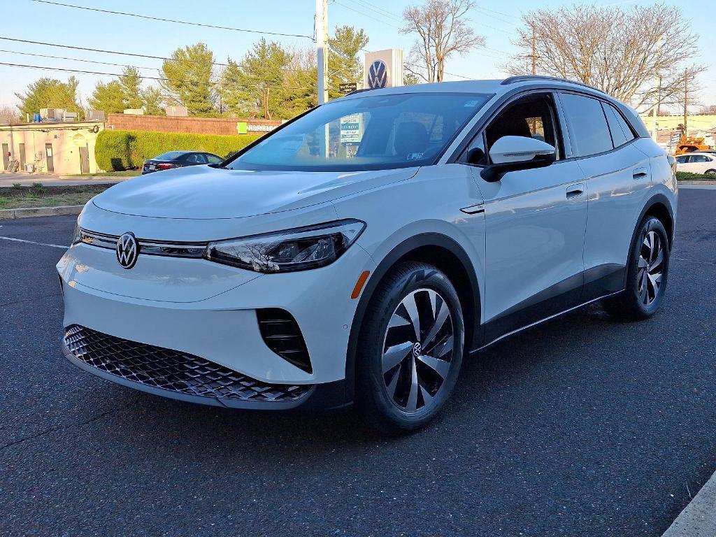 new 2025 Volkswagen ID.4 car, priced at $40,854