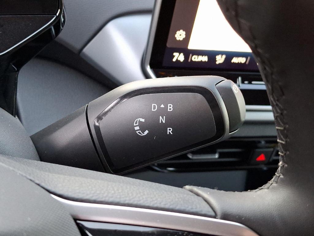 new 2025 Volkswagen ID.4 car, priced at $40,854