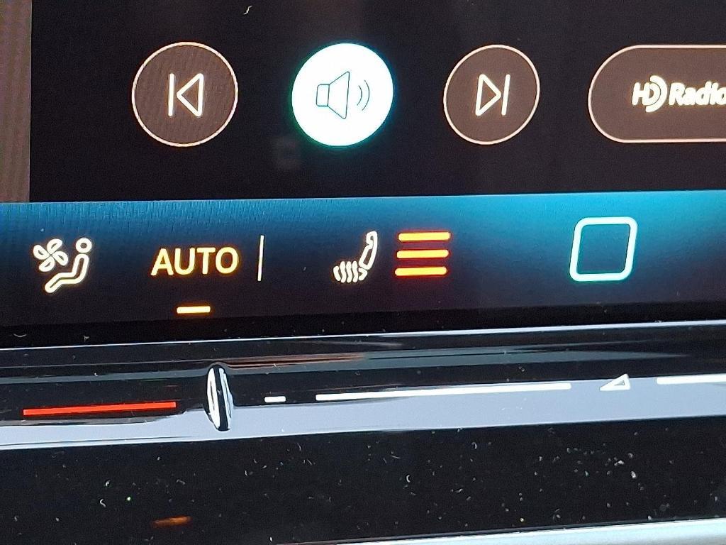 new 2025 Volkswagen Tiguan car, priced at $40,893