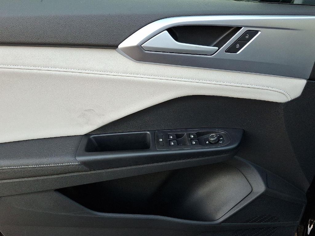 new 2025 Volkswagen Taos car, priced at $31,588