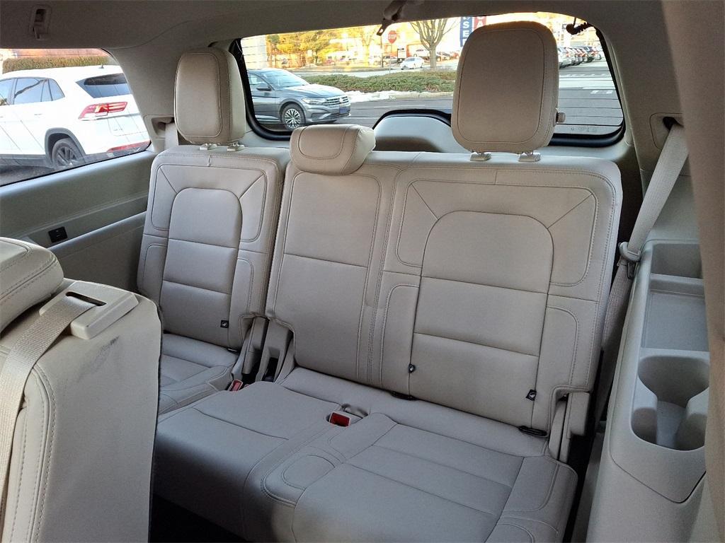 used 2021 Lincoln Navigator car, priced at $43,300