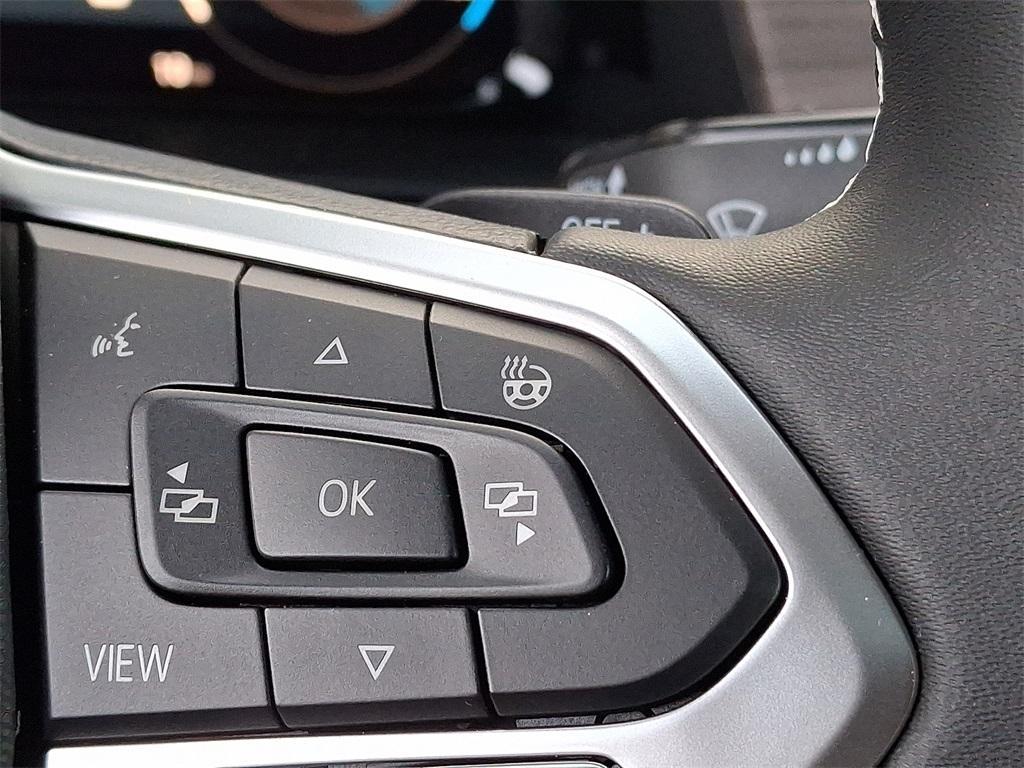 new 2025 Volkswagen Atlas car, priced at $49,060
