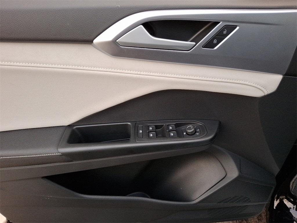 new 2025 Volkswagen Taos car, priced at $30,637