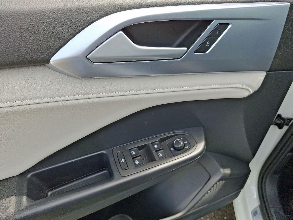 new 2025 Volkswagen Taos car, priced at $28,306