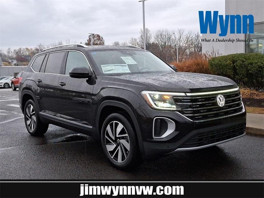 new 2025 Volkswagen Atlas car, priced at $51,596