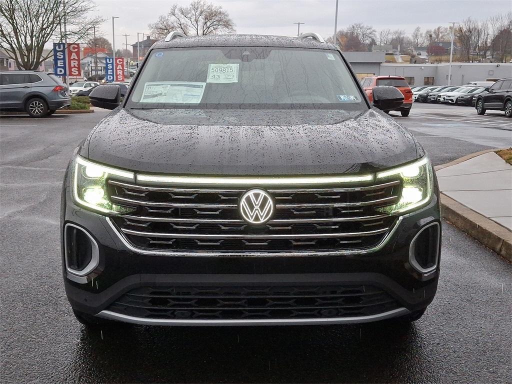 new 2025 Volkswagen Atlas car, priced at $47,726