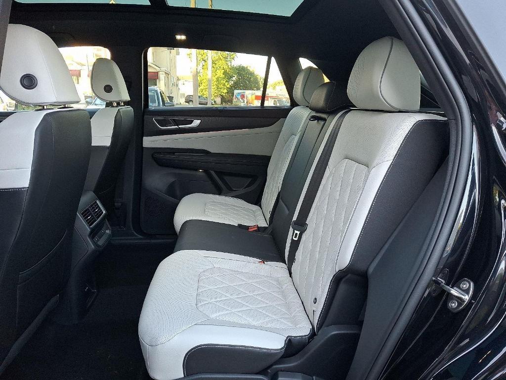 new 2025 Volkswagen Atlas Cross Sport car, priced at $50,509