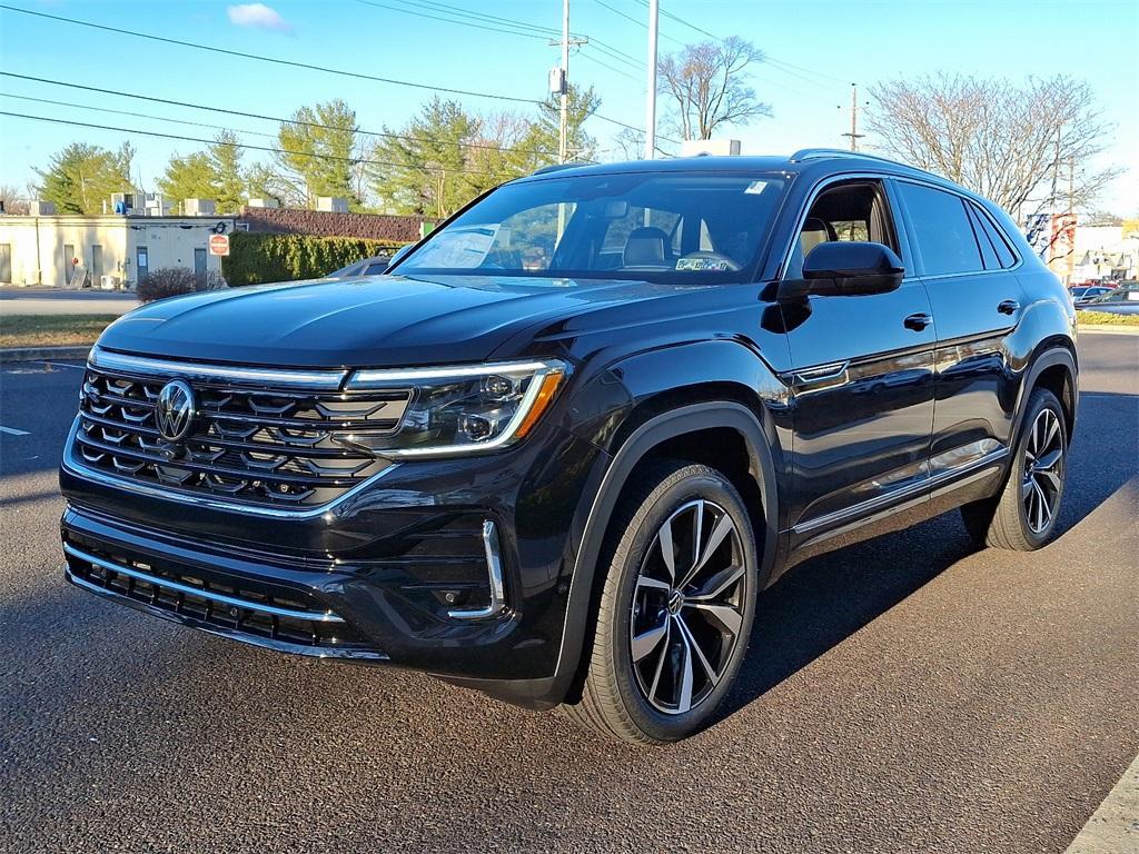 new 2025 Volkswagen Atlas Cross Sport car, priced at $51,336