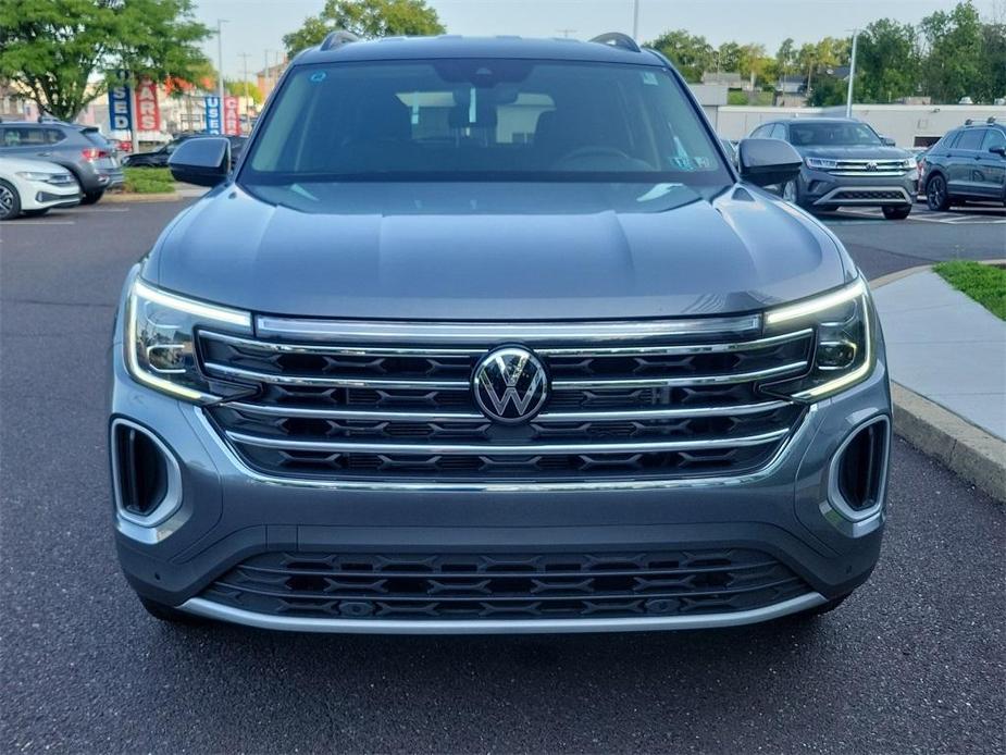 new 2024 Volkswagen Atlas car, priced at $39,274