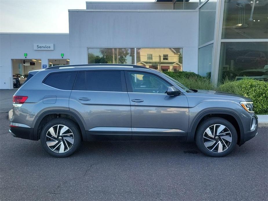 new 2024 Volkswagen Atlas car, priced at $39,274