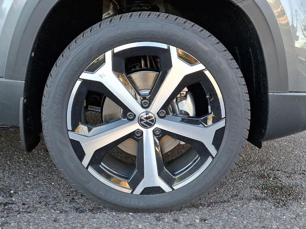 new 2025 Volkswagen Taos car, priced at $35,183