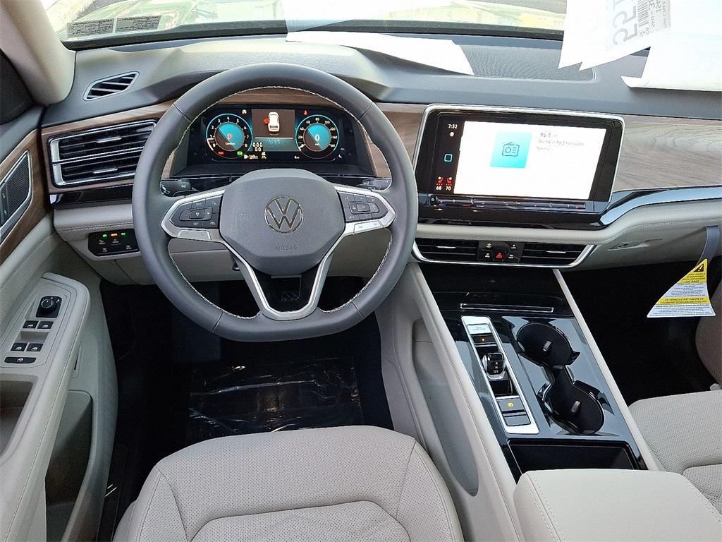 new 2025 Volkswagen Atlas car, priced at $43,703