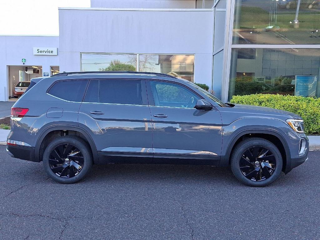 new 2025 Volkswagen Atlas car, priced at $47,425
