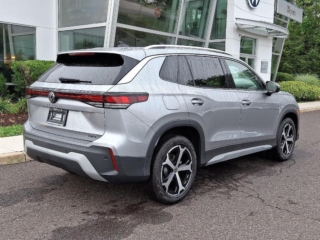 new 2025 Volkswagen Tiguan car, priced at $36,826