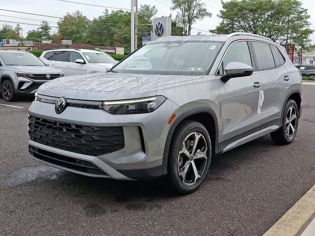 new 2025 Volkswagen Tiguan car, priced at $36,826