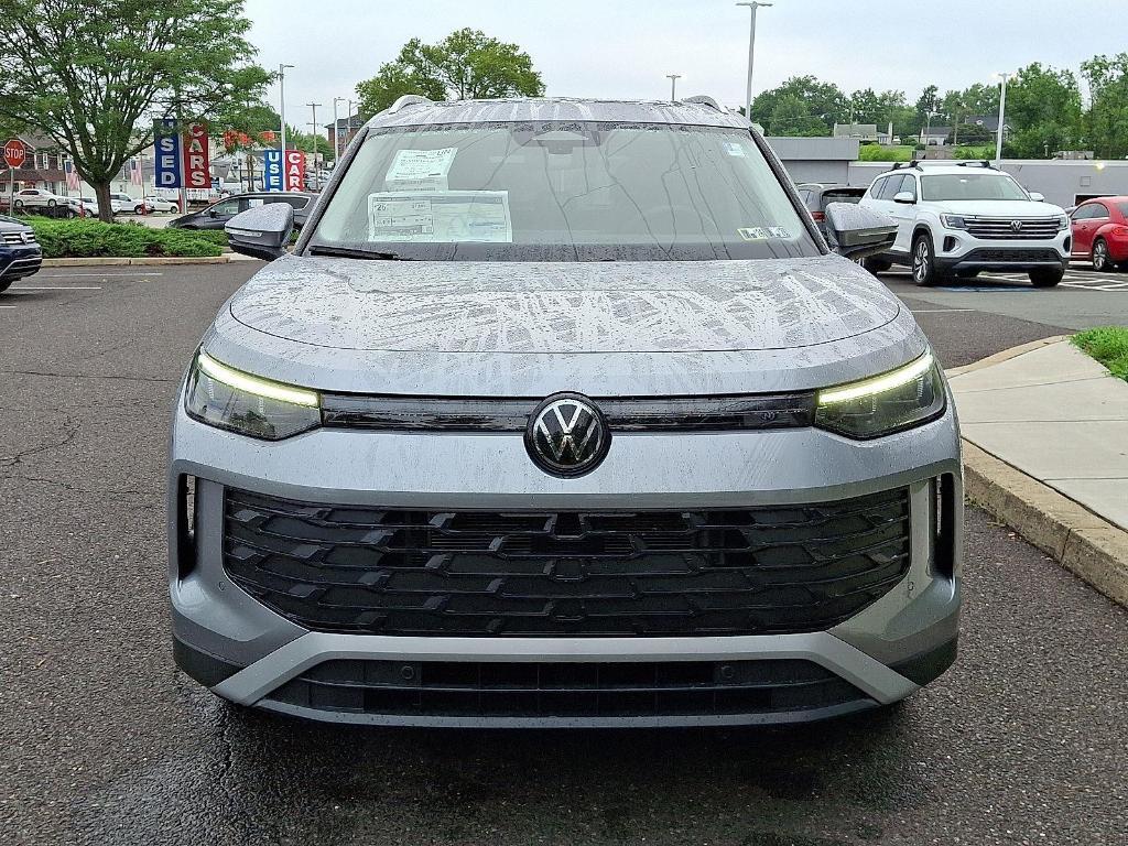 new 2025 Volkswagen Tiguan car, priced at $36,826