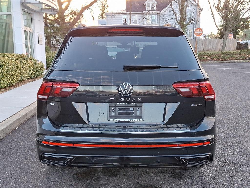 new 2024 Volkswagen Tiguan car, priced at $38,823