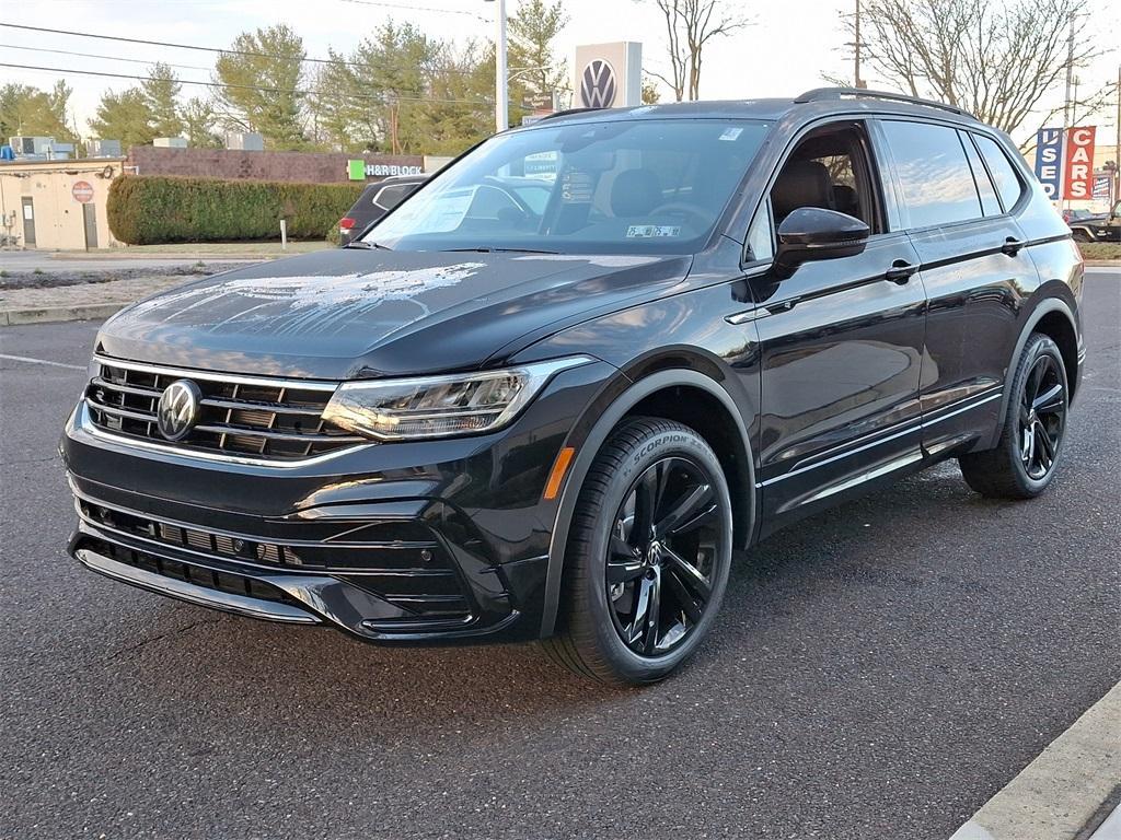 new 2024 Volkswagen Tiguan car, priced at $38,823