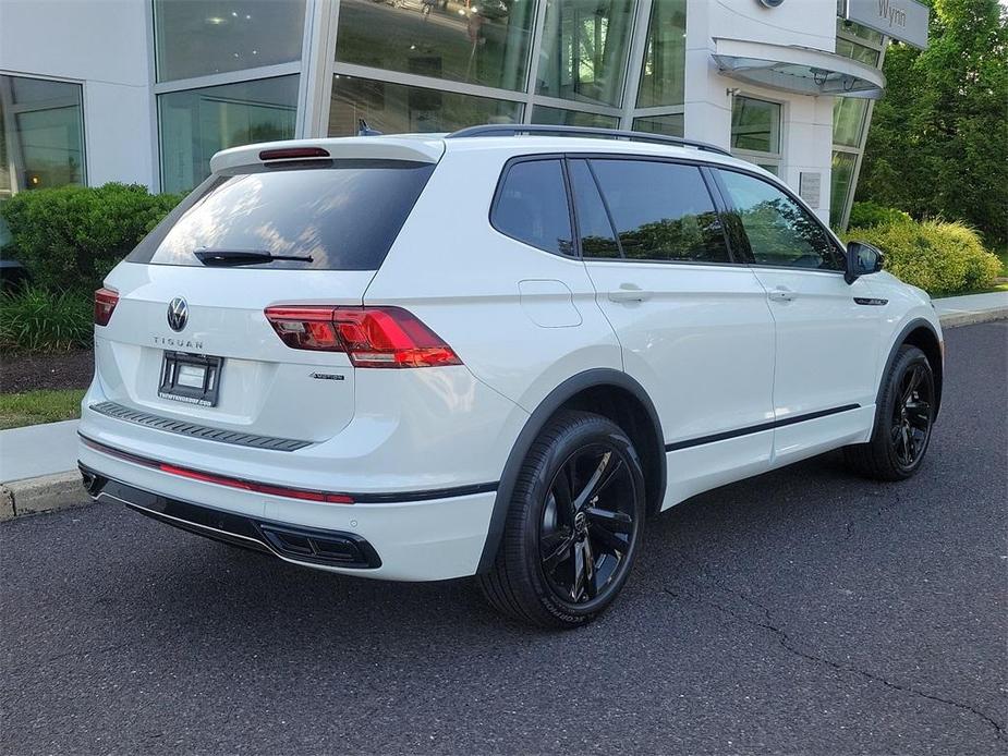 new 2024 Volkswagen Tiguan car, priced at $35,726