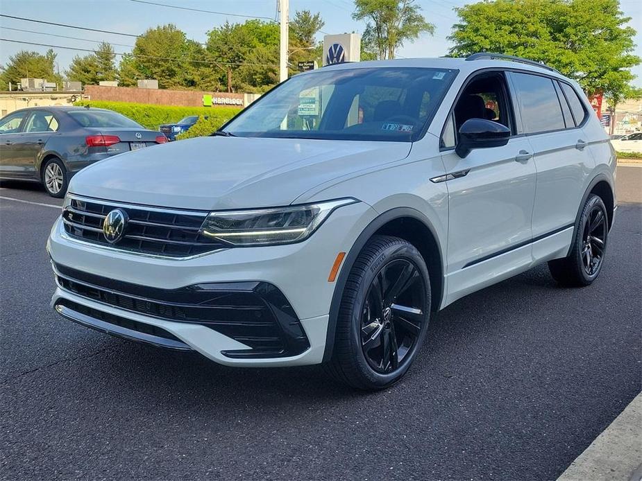 new 2024 Volkswagen Tiguan car, priced at $35,726