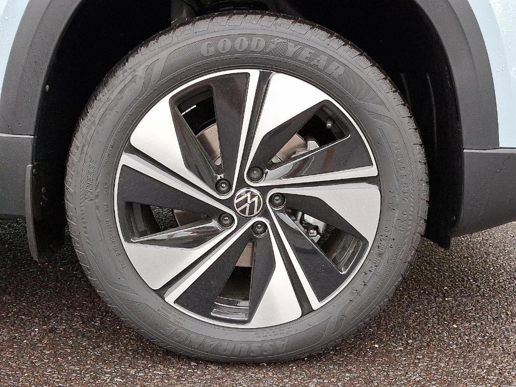 new 2025 Volkswagen Taos car, priced at $31,383