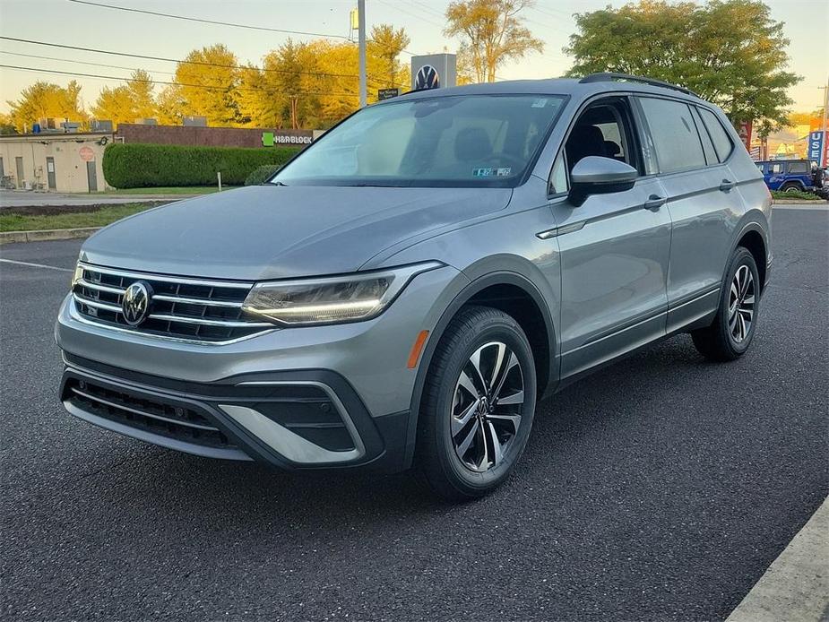 new 2024 Volkswagen Tiguan car, priced at $29,580