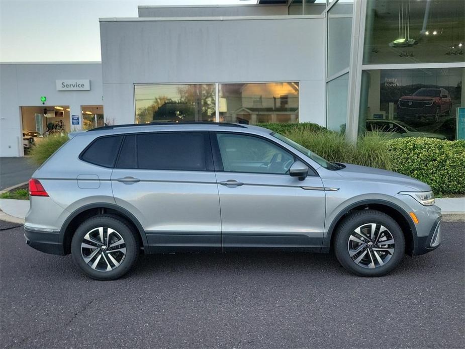 new 2024 Volkswagen Tiguan car, priced at $29,580