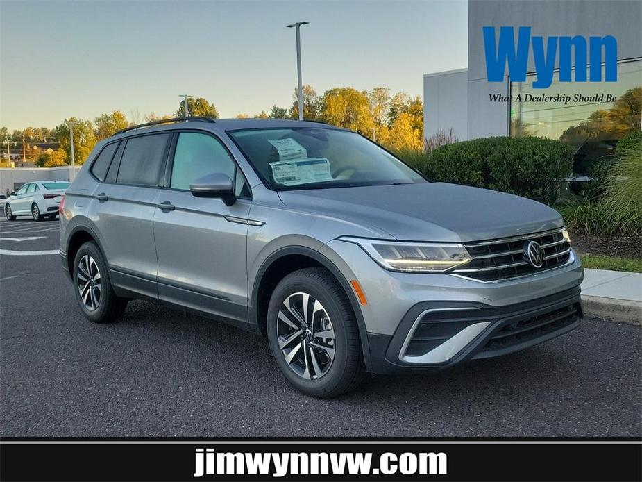 new 2024 Volkswagen Tiguan car, priced at $29,580