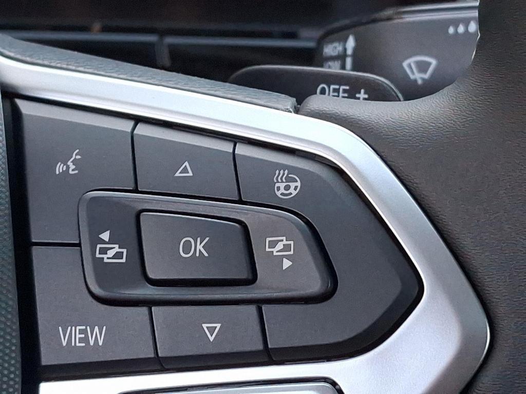 new 2025 Volkswagen Atlas car, priced at $52,185